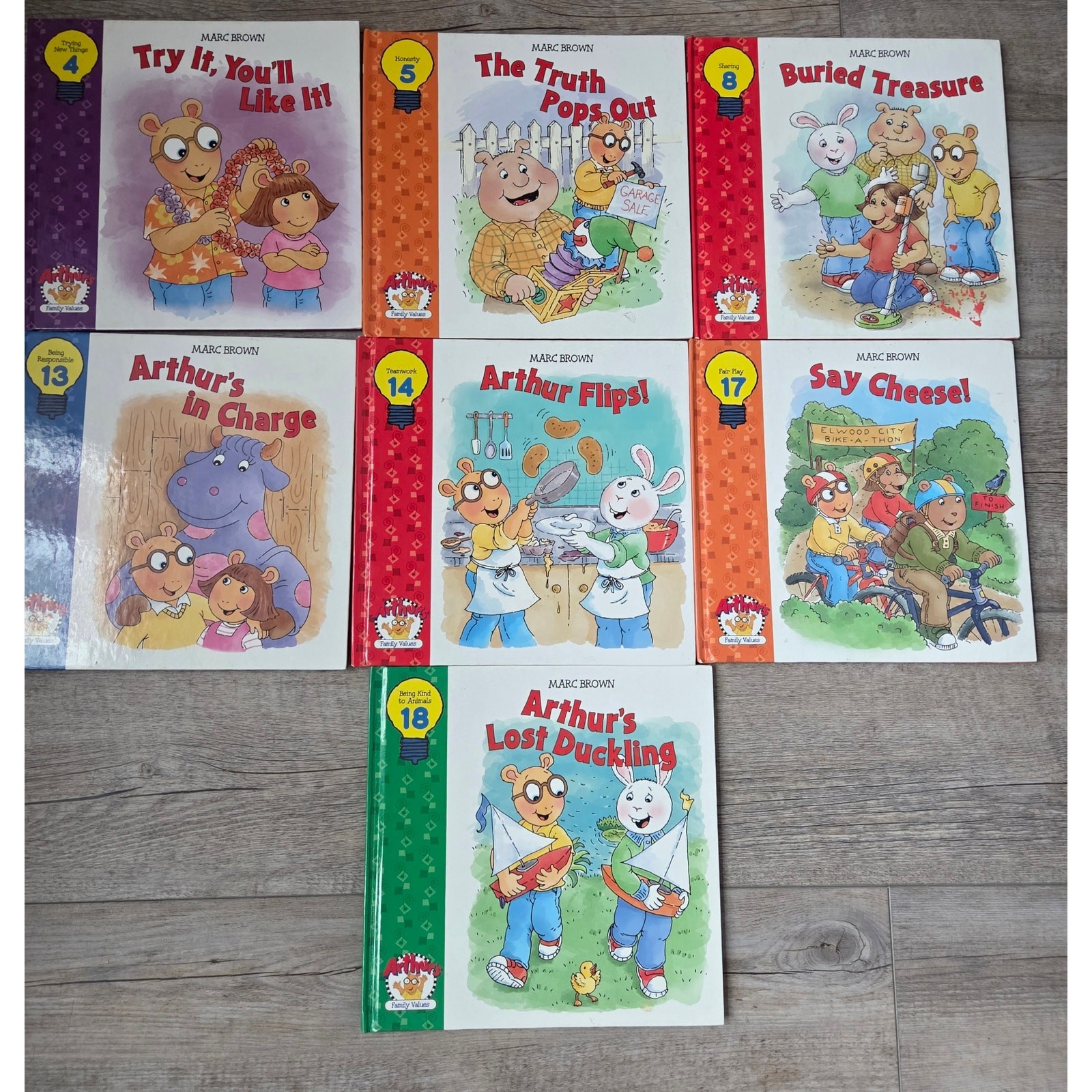 Arthur Family Values Book Lot (7 Books) - Marc Brown