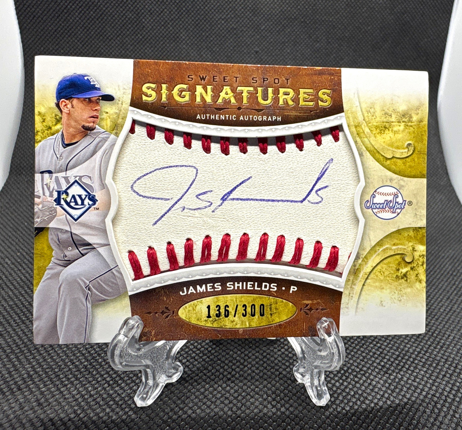 2009 Upper Deck Sweet Spot James Shields S-JP Signatures Auto White Ball /300 2009 Upper Deck Sweet Spot James Shields S-JP Signatures Auto White Ball /300