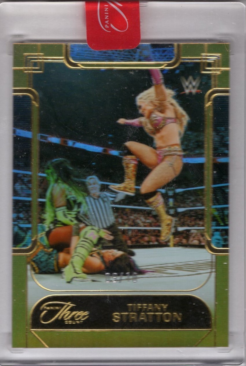 2024 Panini Three Count WWE TIFFANY STRATTON #30 Encased GOLD PARALLEL SP 09/10 2024 Panini Three Count WWE TIFFANY STRATTON #30 Encased GOLD PARALLEL SP 09/10