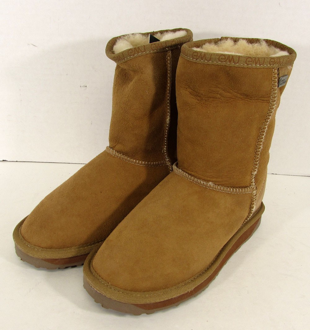 $200 EMU Womens Platinum Stinger Lo Sheepskin Winter Boot Shoes, Chestnut, US 5