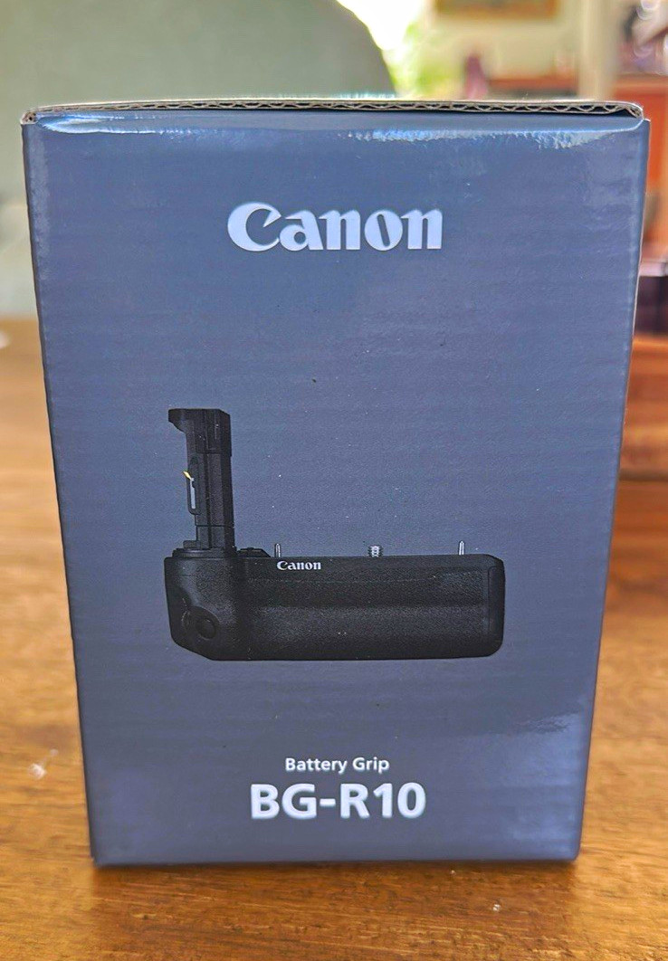 Canon BG-R10 Battery Grip for EOS R5 R6, Black, Shutter Release Canon BG-R10 Battery Grip for EOS R5 R6, Black, Shutter Release