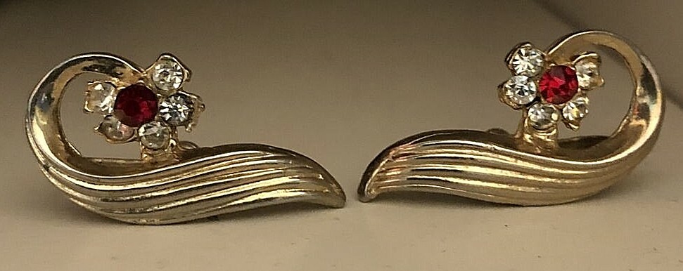 AVA GARDNER'S PERSONALLY WORN ORIGINAL FAUX DIAMOND/RUBY GOLDTONE EARRINGS