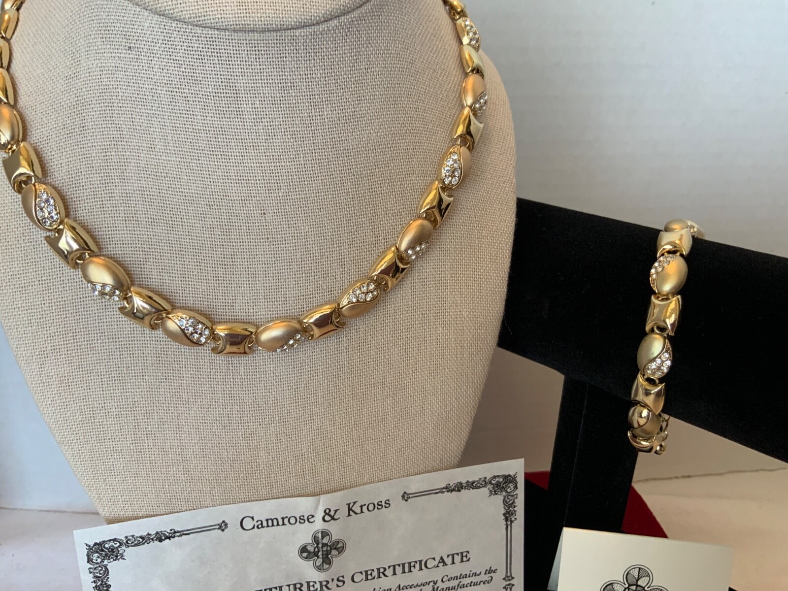 RARE CAMROSE KROSS JBK Jacqueline Kennedy Satin Polished Necklace Bracelet Set