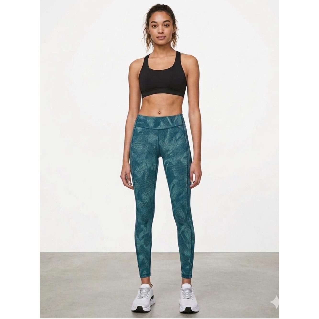 Lululemon Speed Up Teal Print High Rise Athletic Leggings Size 2 Lululemon Speed Up Teal Print High Rise Athletic Leggings Size 2
