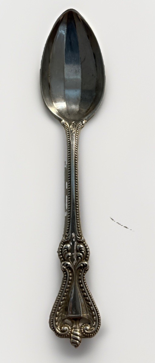 Vintage TOWLE Sterling OLD COLONIAL Solid Sterling Silver Pattern Spoon No Mono Vintage TOWLE Sterling OLD COLONIAL Solid Sterling Silver Pattern Spoon No Mono