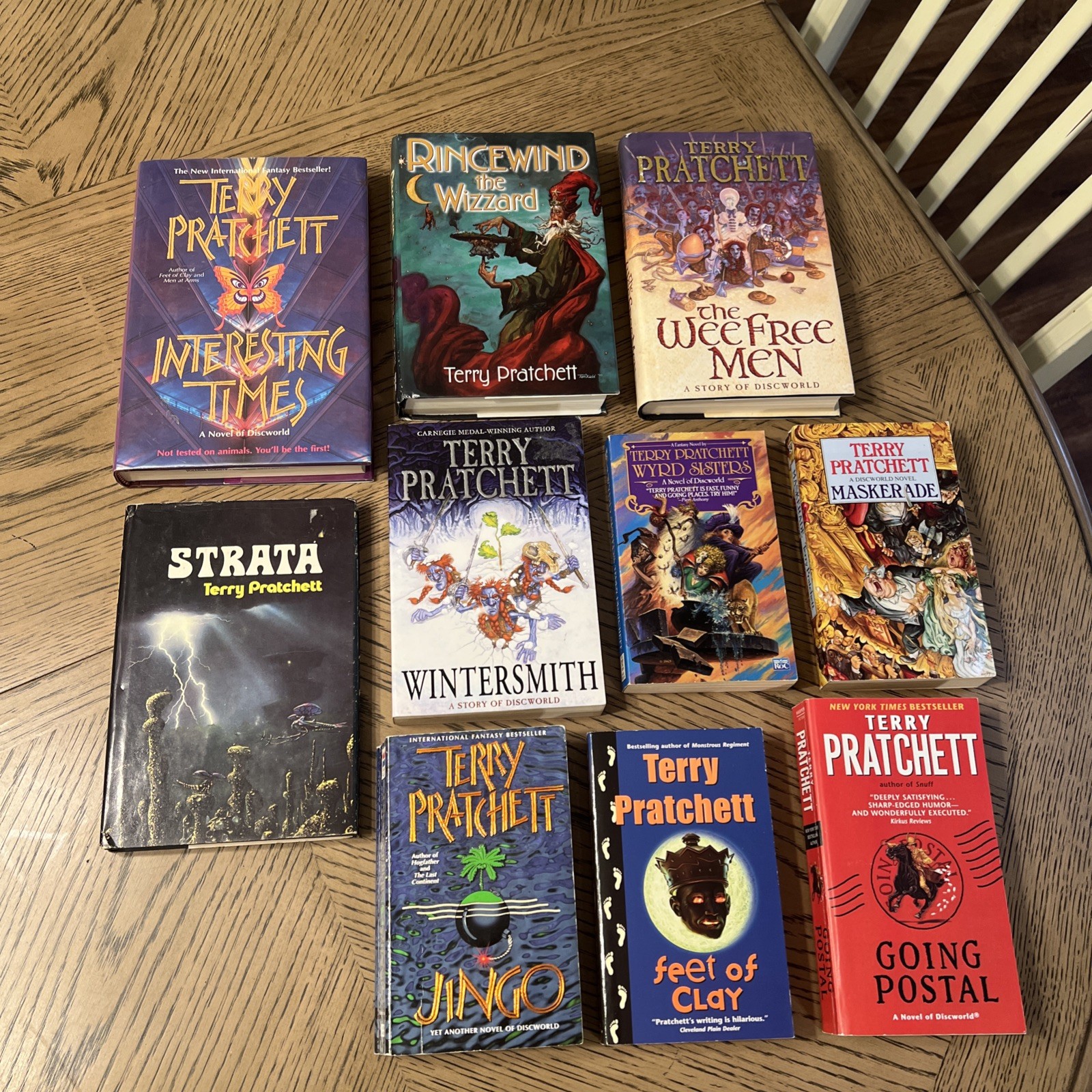 Terry Pratchett Discworld Collection Lot of 10 Books 13 Novels Omnibus, Strata +