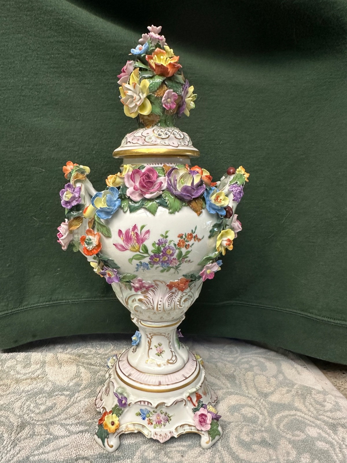 Dresden Porcelain Urn / Vase Dresden Porcelain Urn / Vase