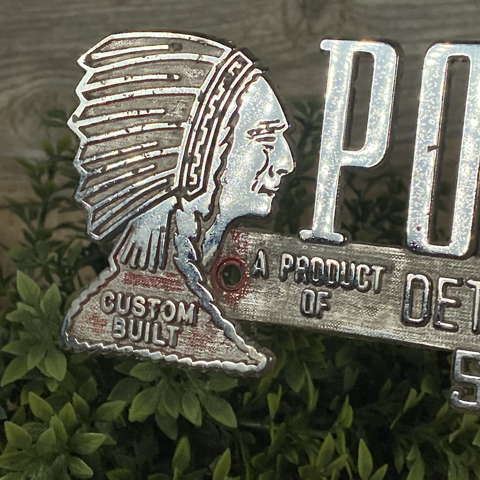 Vintage Pontiac Chief Head Detroiter Mobile Home St. Louis Mich. Metal Emblem