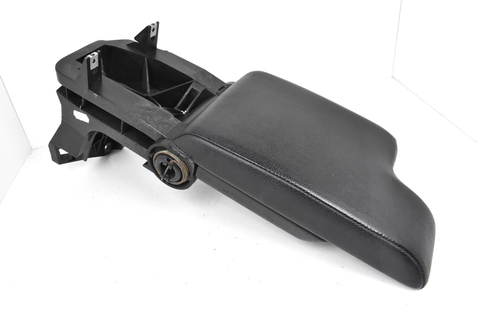 2001-2005 BMW 325i Center Console Black Leather Armrest Lid Storage Cover OEM 2001-2005 BMW 325i Center Console Black Leather Armrest Lid Storage Cover OEM