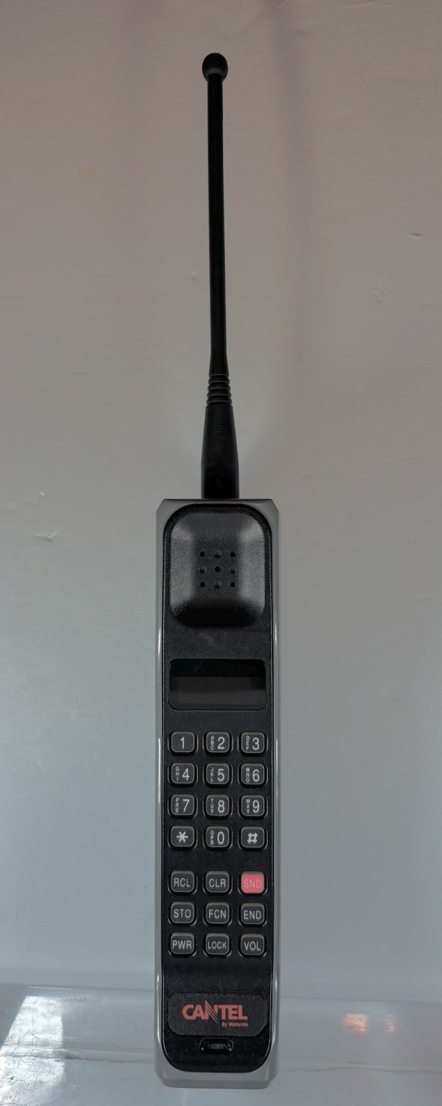 MOTOROLA THIN BRICK/ ULTRA C./1994/OHIO/GREEN-LED/NEW ANTENNA/TESTED/454min/EUC