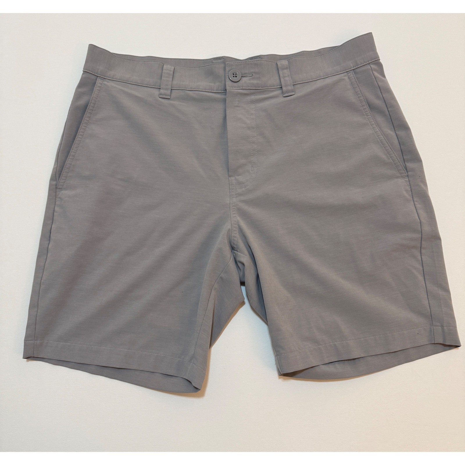 TravisMathew Mens Grey Beck Performance Stretch Golf Shorts 33 1MAA590 TravisMathew Mens Grey Beck Performance Stretch Golf Shorts 33 1MAA590