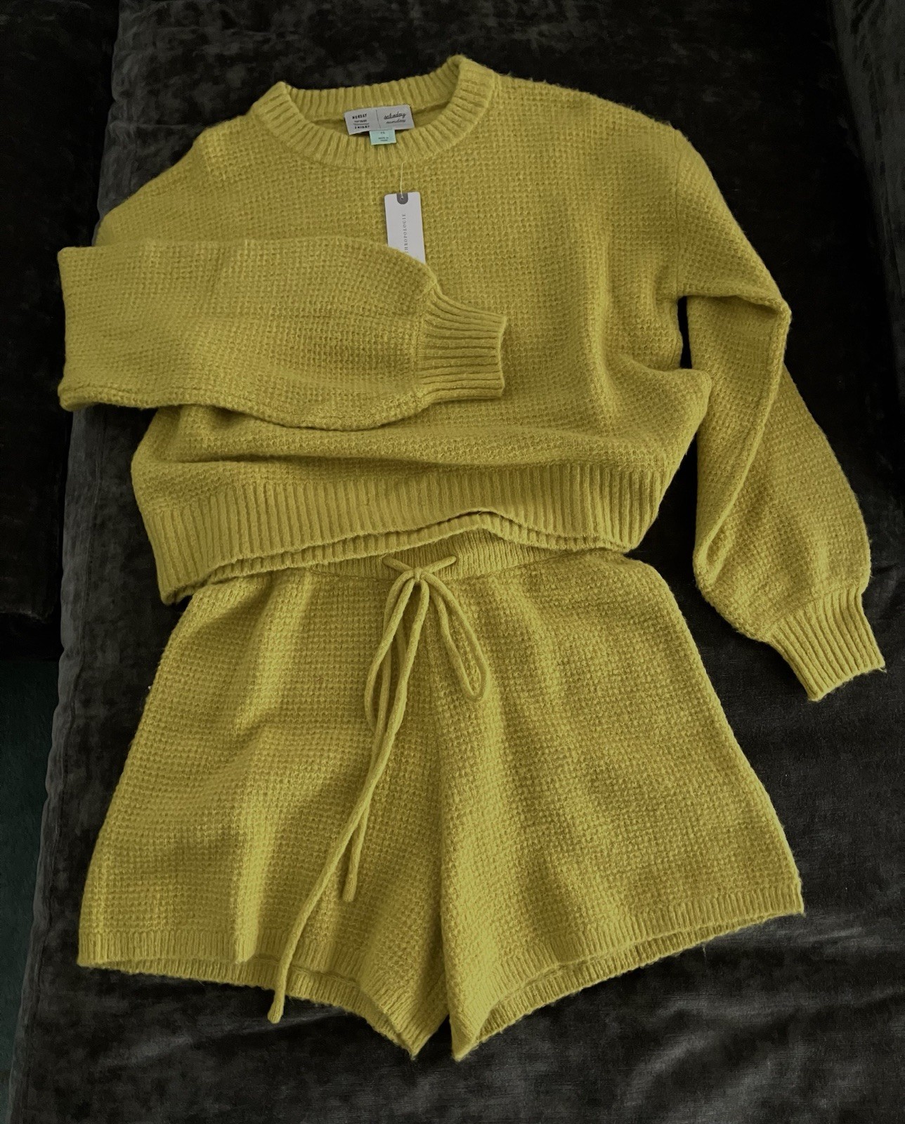 Anthropologie Saturday Sunday Yellow Or Chartreuse Sweater & Shorts Set Anthropologie Saturday Sunday Yellow Or Chartreuse Sweater & Shorts Set