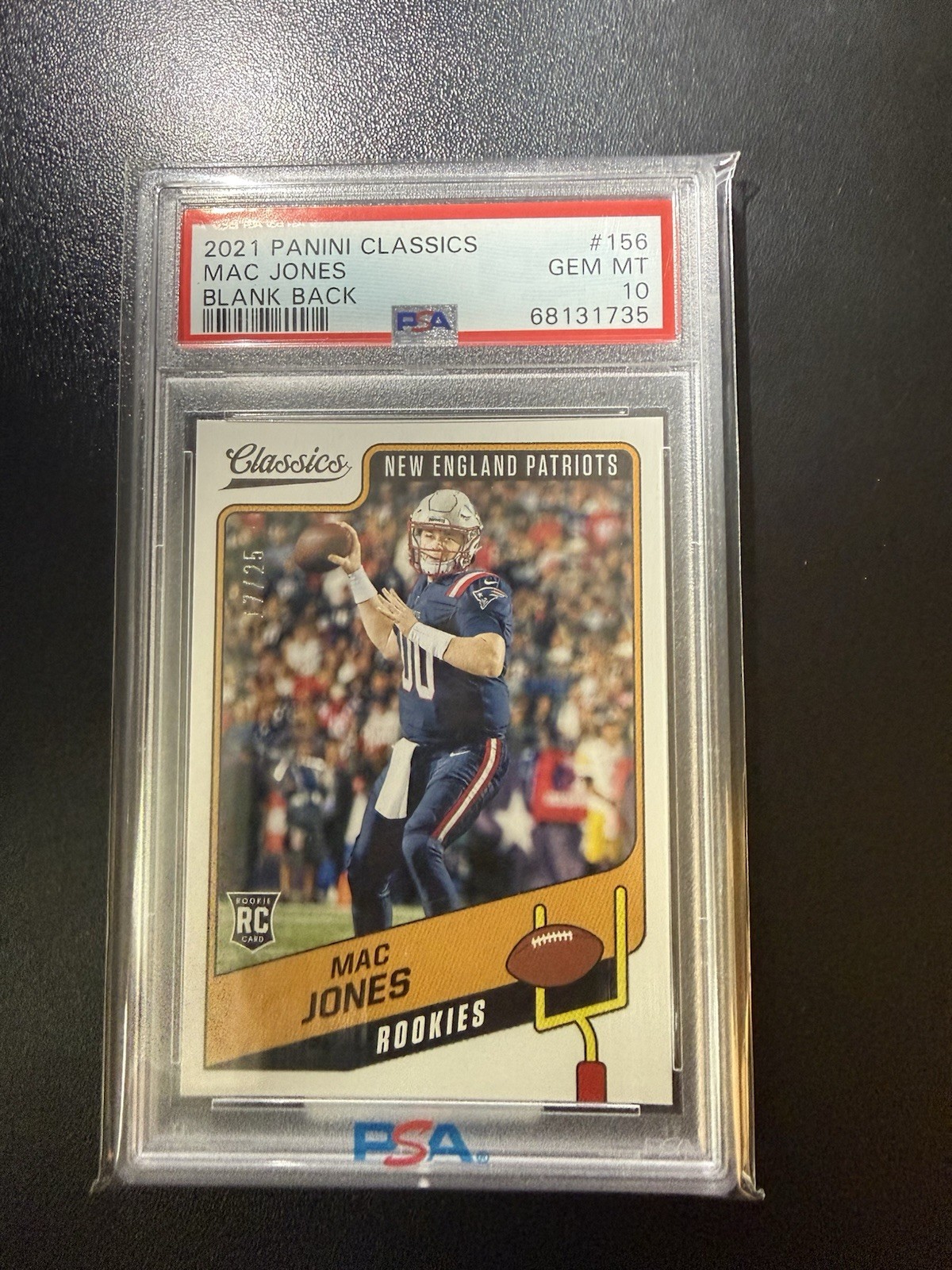 2021 Panini Classics - Rookies Mac Jones #156 Blank Back /25 (RC) 2021 Panini Classics - Rookies Mac Jones #156 Blank Back /25 (RC)