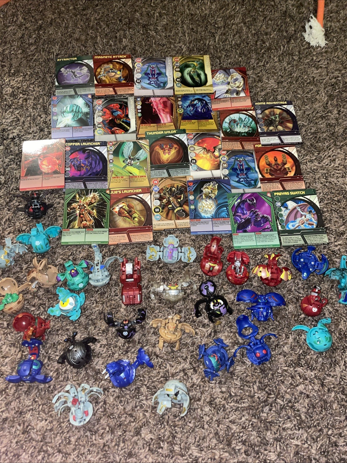 Vntg Bakugan Battle Brawlers Lot Of 30 Balls +cardFigures Gen 1 Mixed Attributes