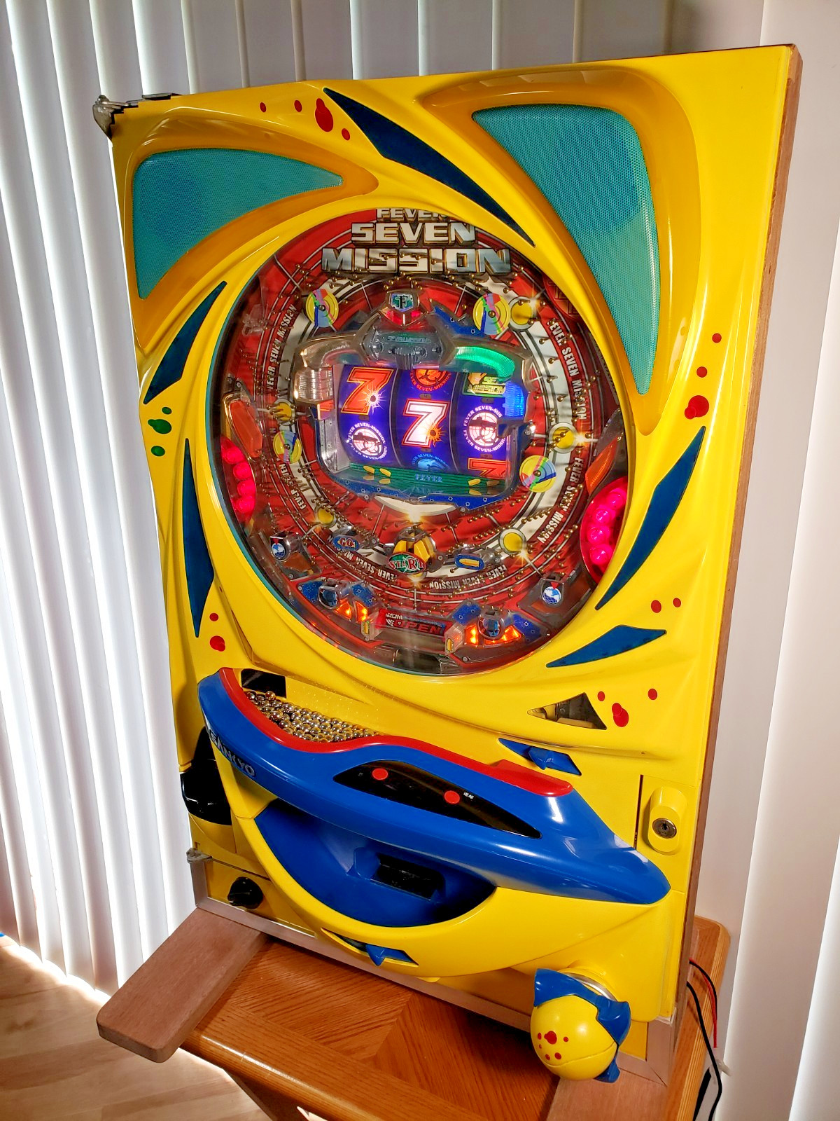 Sankyo Fever 7 Mission Pachinko Machine with Ball Lifter and MORE 