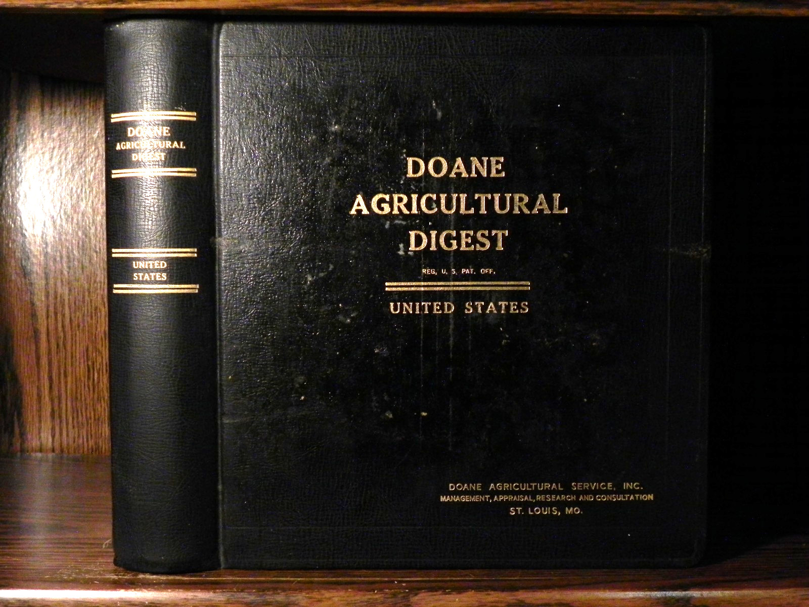 Vintage 1946* Doane\'s Agricultural Digest Binder Book - Farming Buisness Outlook