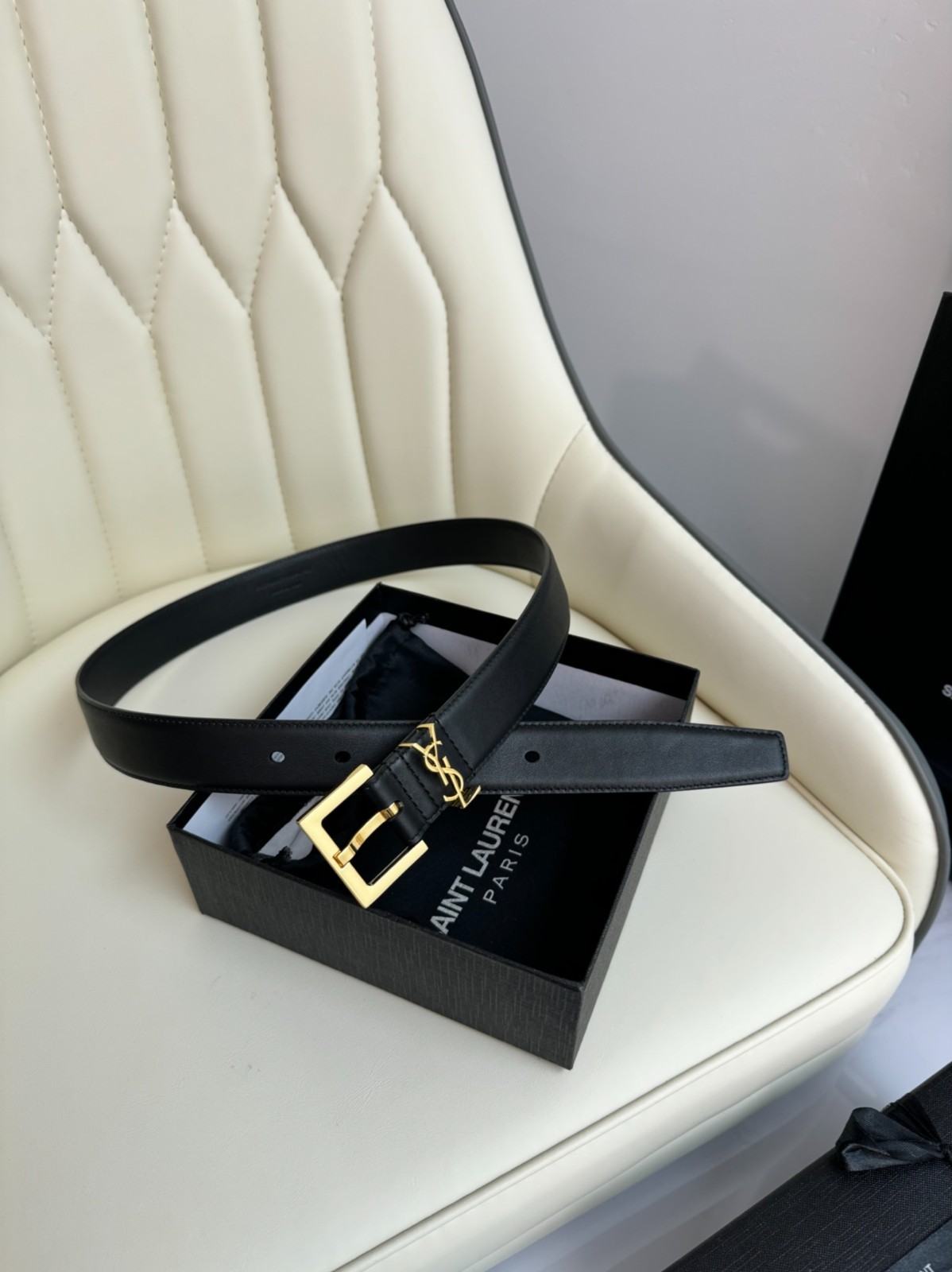 Authentic Women's Yves Saint Laurent Belt for Sale NEW YSL