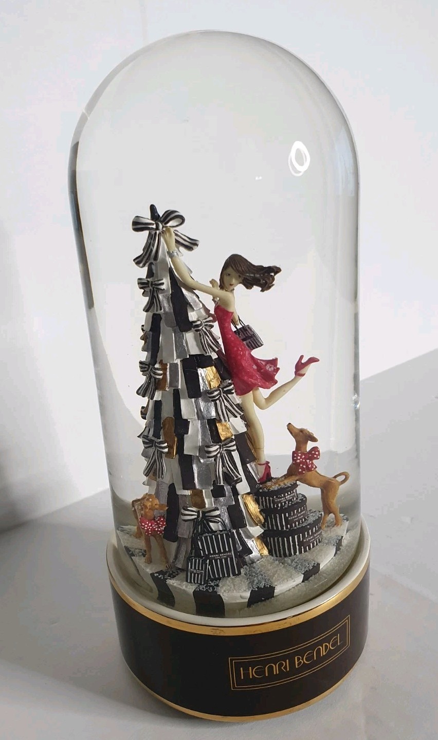 Henri Bendel DECO THE HALLS Snow Globe (2012) Music Is \