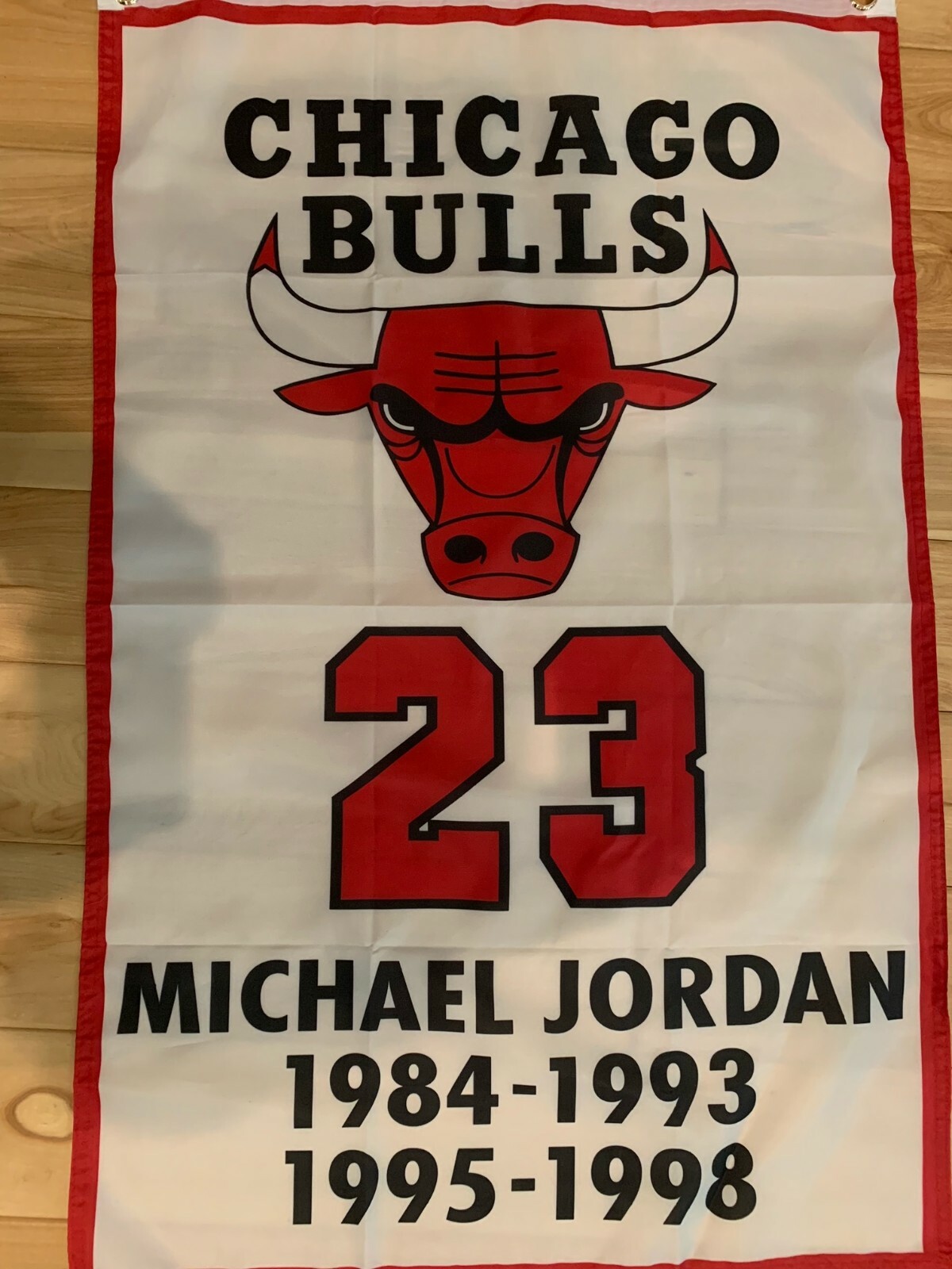 2' x 3' Chicago Bulls banners -  Pick from 6 Championships/Jordan/Pippen/Jackson