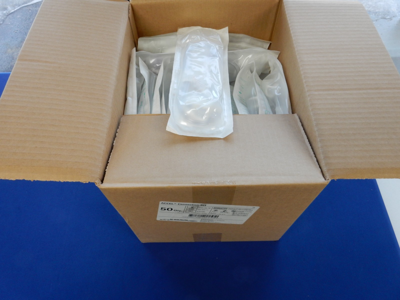 B Braun ACCEL Connection Set REF: 470190 (Box of 50)