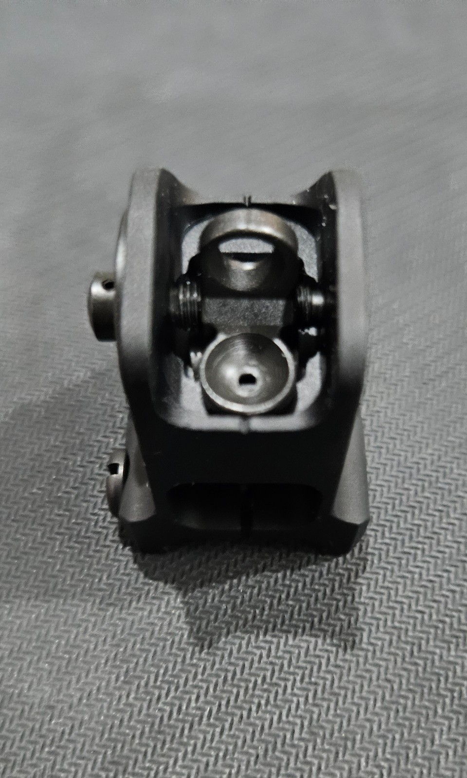 Daniel Defense Rock & Lock Rail-Mounted rear Rifle Sight Daniel Defense Rock & Lock Rail-Mounted rear Rifle Sight