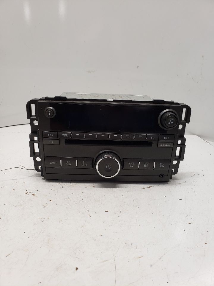 2011 Buick Lucerne Radio AM FMstereo-CD-MP3-USB 20989684 OEM 1373472