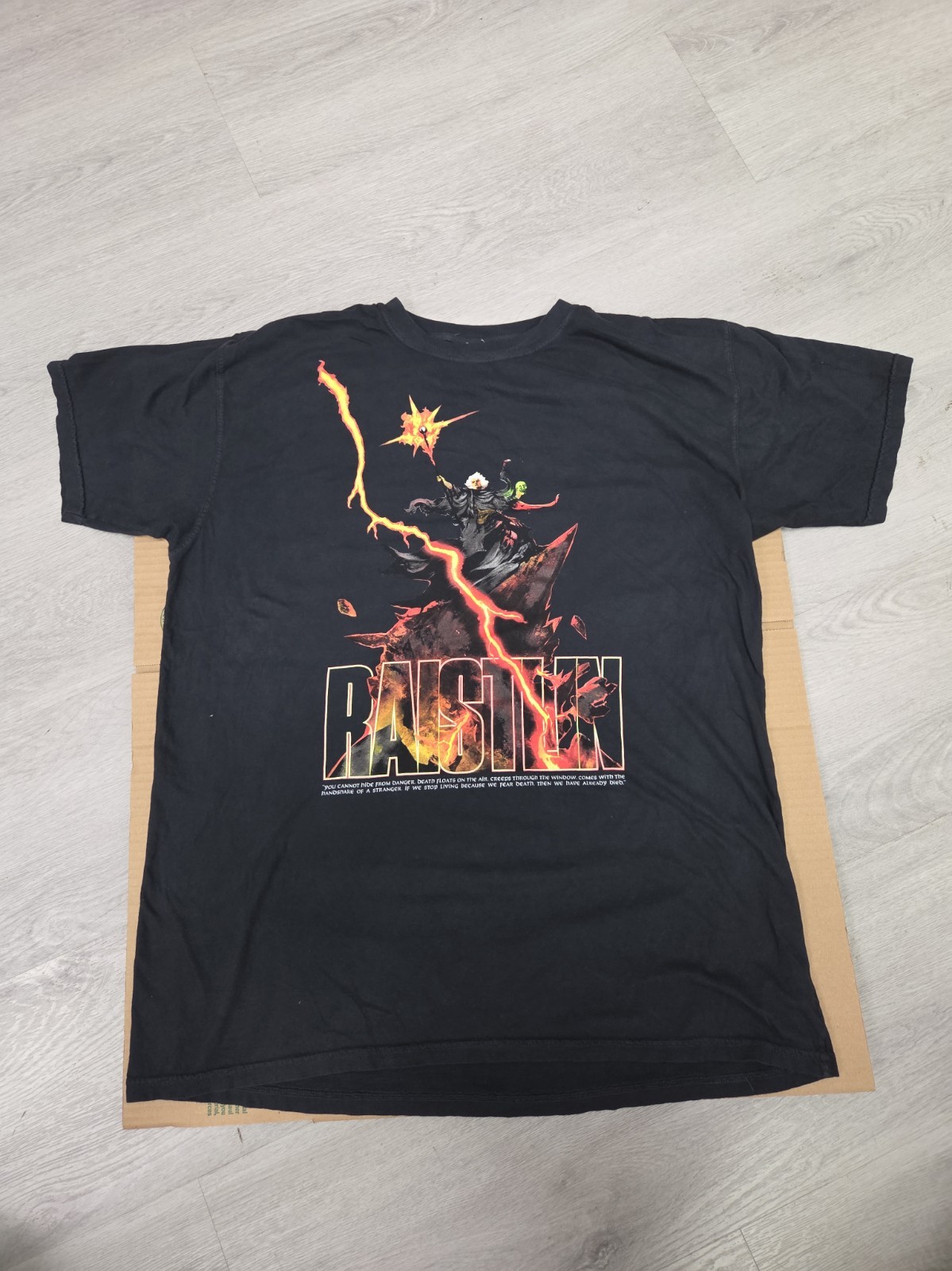 Death Saves + Dungeons & Dragons Raistlin T-Shirt Mens XL Faded Black Dual Sided Death Saves + Dungeons & Dragons Raistlin T-Shirt Mens XL Faded Black Dual Sided
