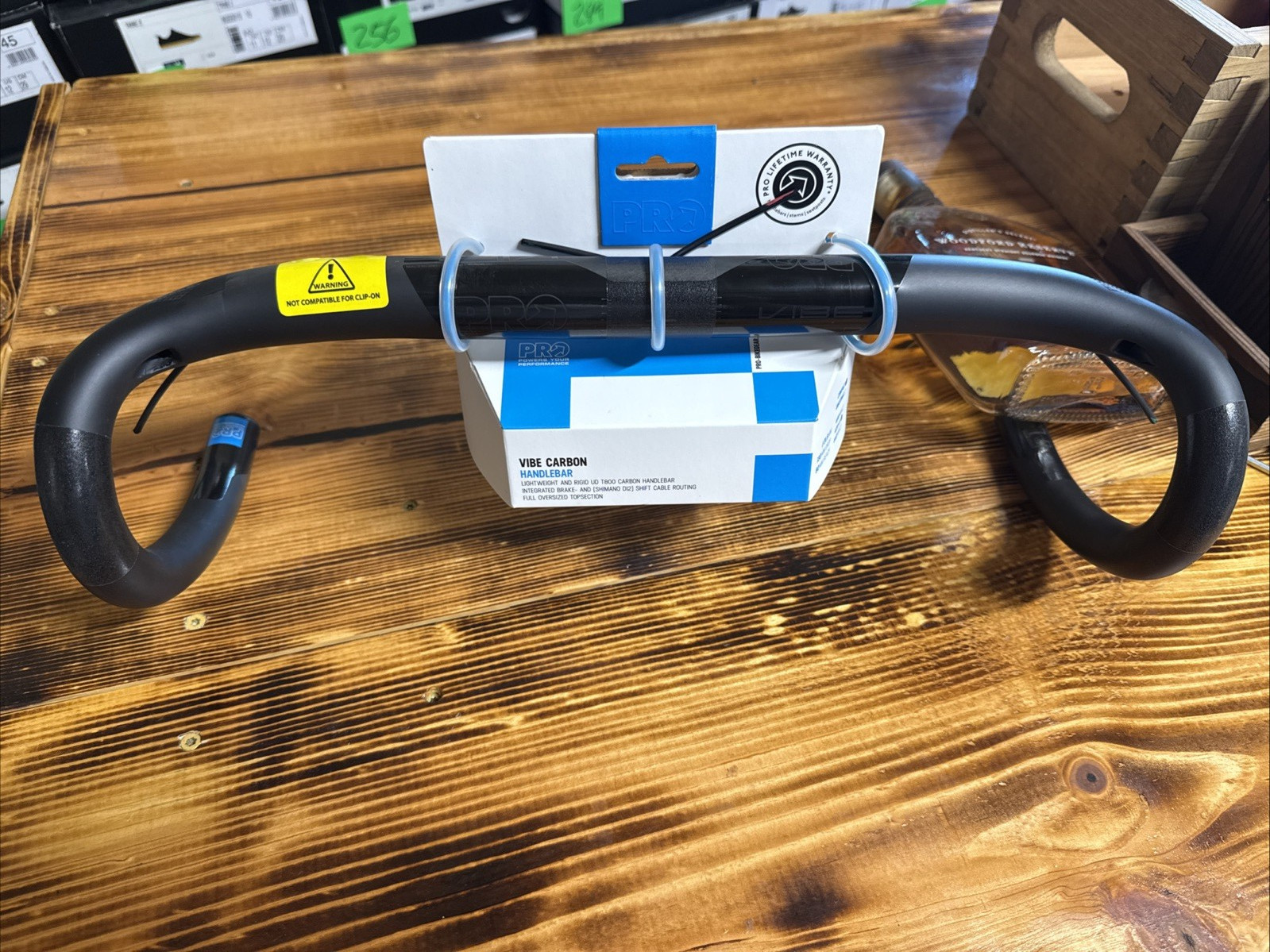 Shimano Pro Vibe Carbon Road Bicycle Handlebar 31.8 40 42 44cm (9479) Shimano Pro Vibe Carbon Road Bicycle Handlebar 31.8 40 42 44cm (9479)