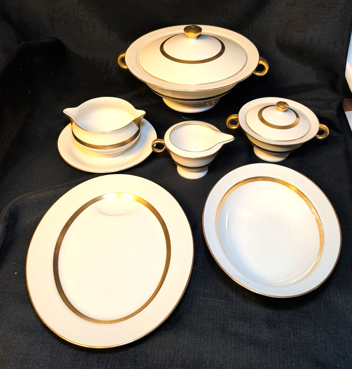 Vintage 1940\'s Theodore Haviland Gotham China 8 Pc Completer Set– Gold Rim -USA