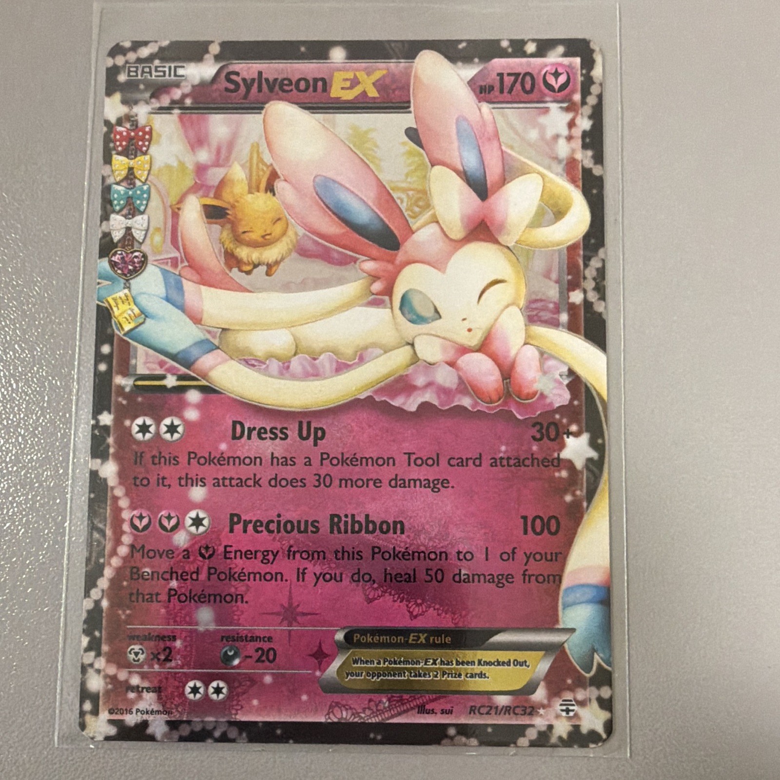 Sylveon EX RC21-32 Generations: Radiant Collection Holo Sylveon EX RC21-32 Generations: Radiant Collection Holo