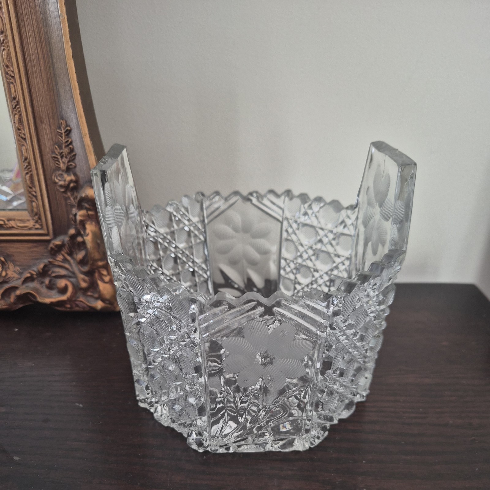 Antique McKee EAPG Innovation Wheel Cut Glass Ice Bucket Antique McKee EAPG Innovation Wheel Cut Glass Ice Bucket