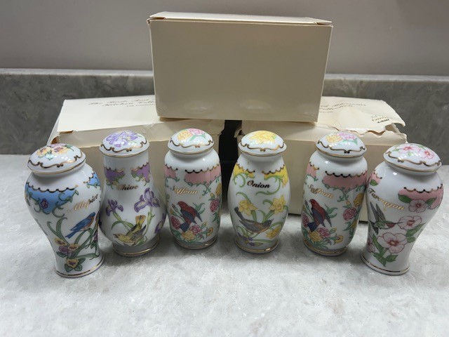 LENOX BIRDS and BLOSSOMS SPICE - KITCHEN COLLECTION - BOX LENOX BIRDS and BLOSSOMS SPICE - KITCHEN COLLECTION - BOX