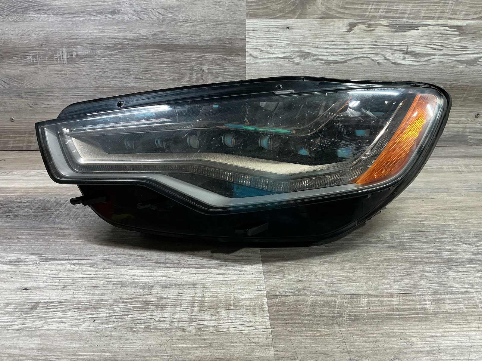 USED - 2012-2015 Audi A6 L Headlamp LED - OEM USED - 2012-2015 Audi A6 L Headlamp LED - OEM