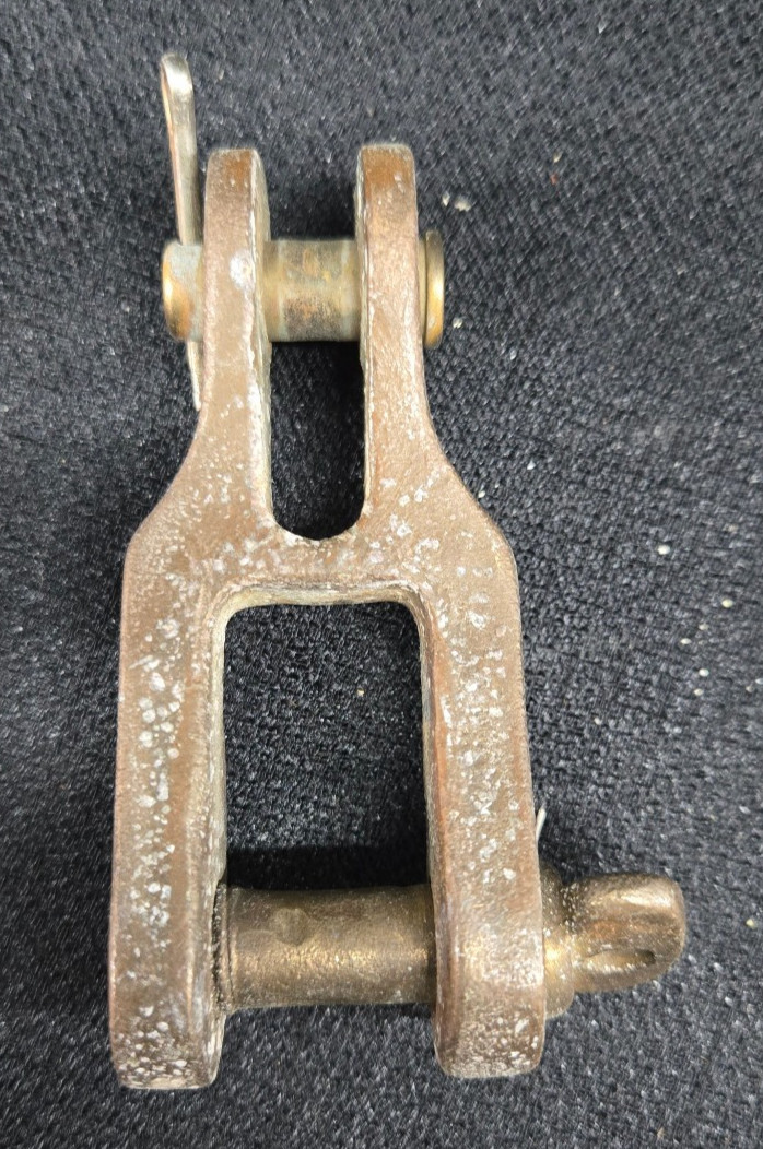 Antique Vintage Brass Merriman Sailing Headboard Shackle Antique Vintage Brass Merriman Sailing Headboard Shackle
