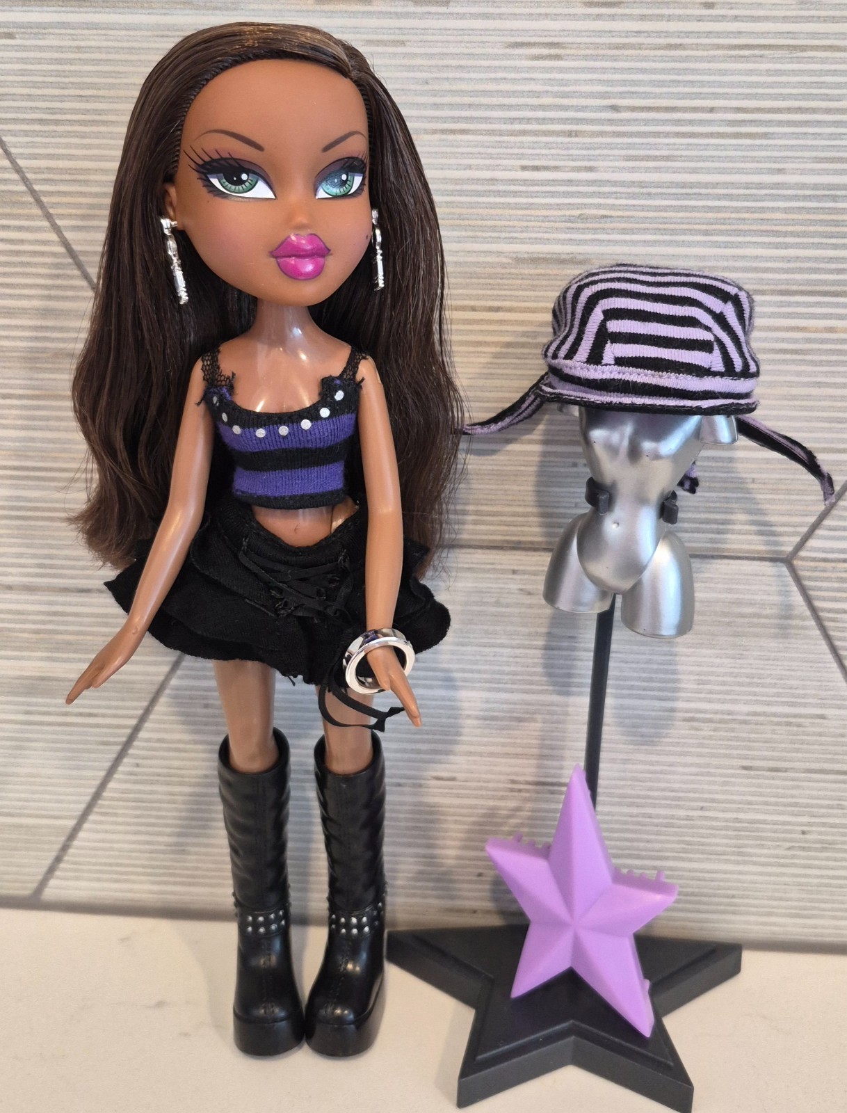 💜🏴‍☠️Bratz Treasures Sasha- MGA Entertainment Original