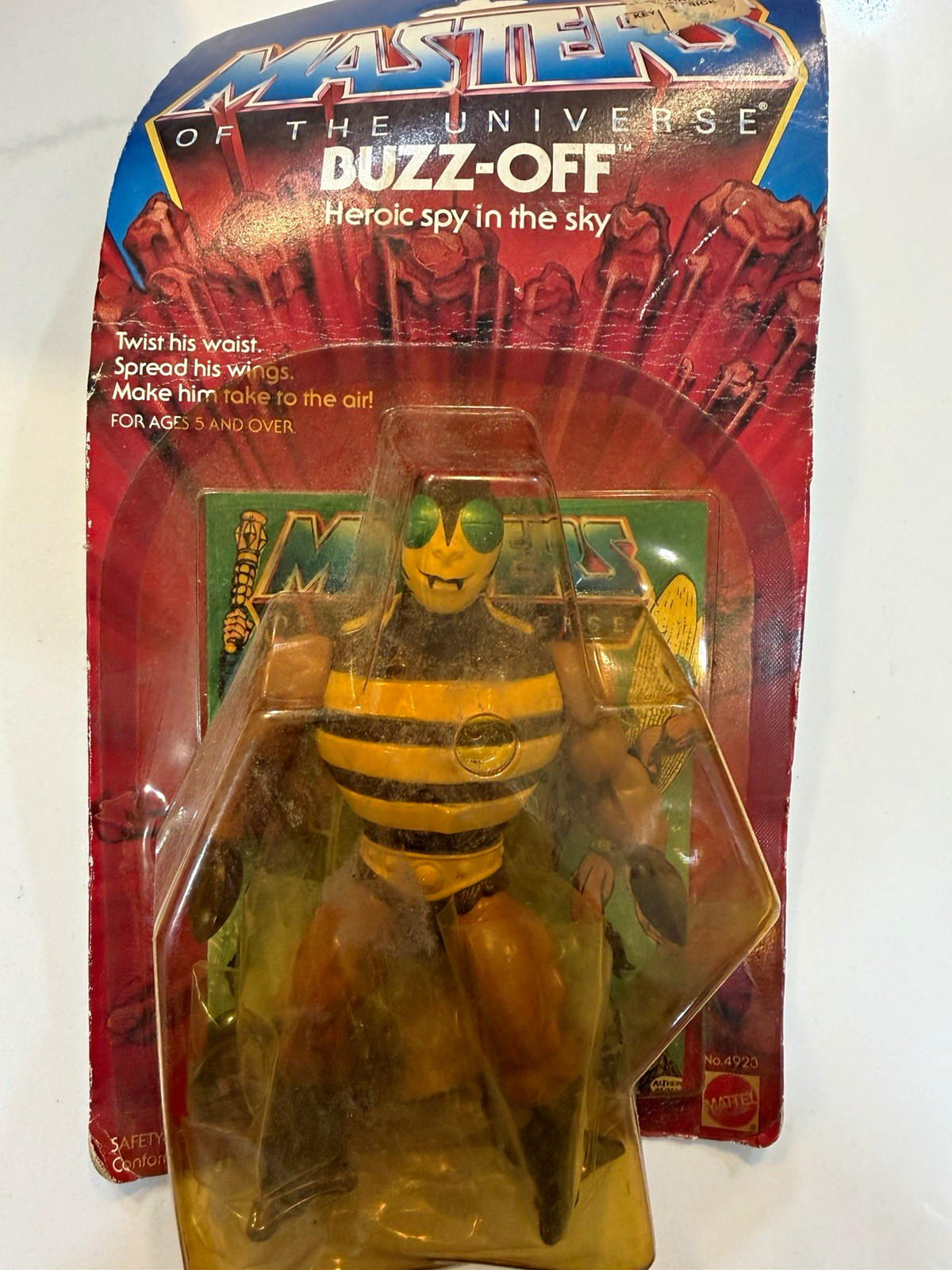 Vintage 1983 Mattel Masters of the Universe Buzz-Off Action Figure Card Sealed