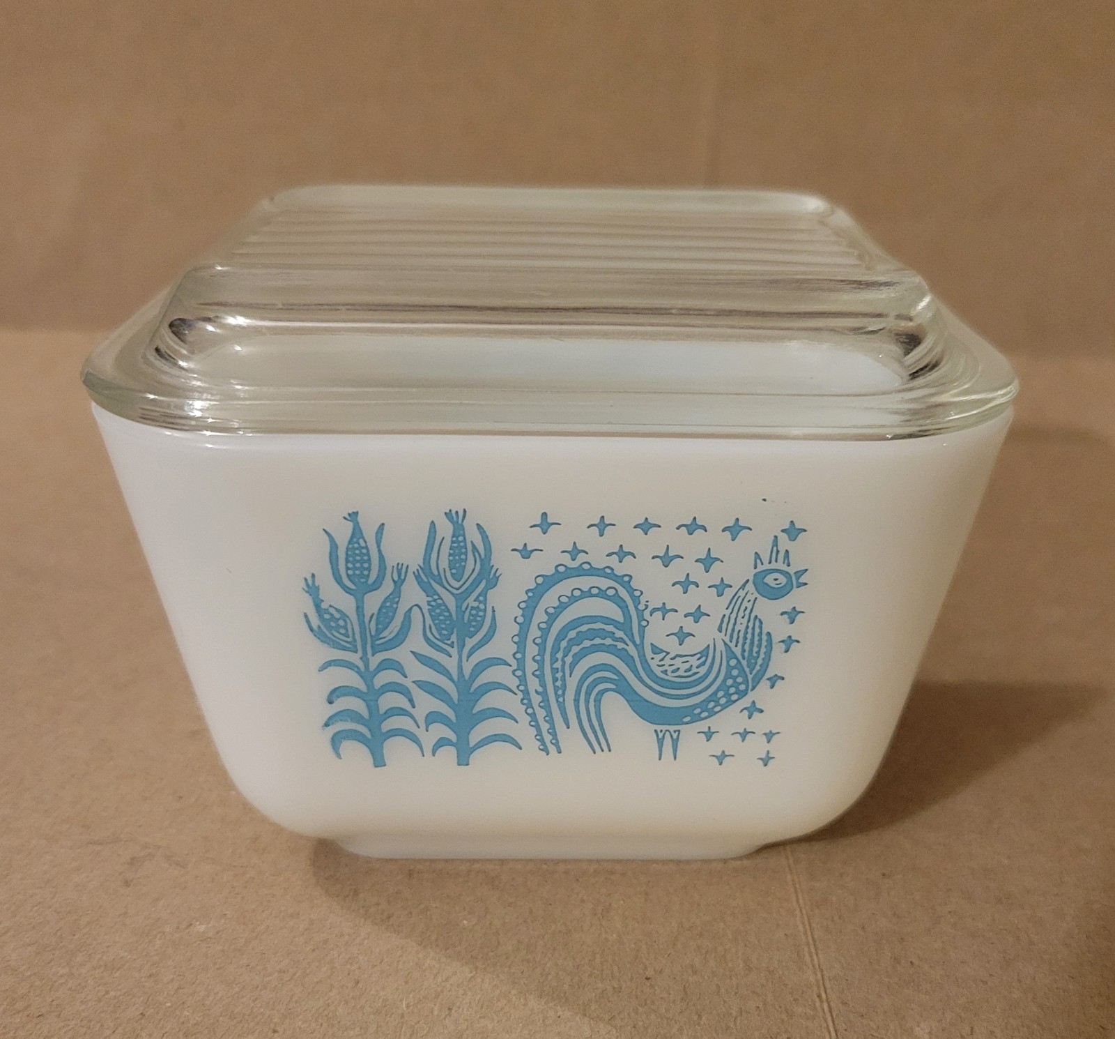 Vintage ~ Pyrex Amish Blue Butterprint Refrigerator Dish 501 & Lid Rooster ~ GUC