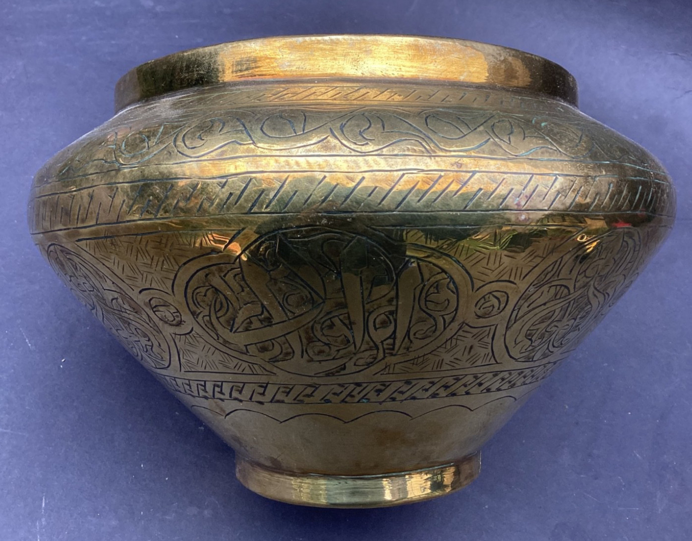 rare original fine Islamic Mamluk ottoman period middle eastern copper bowl