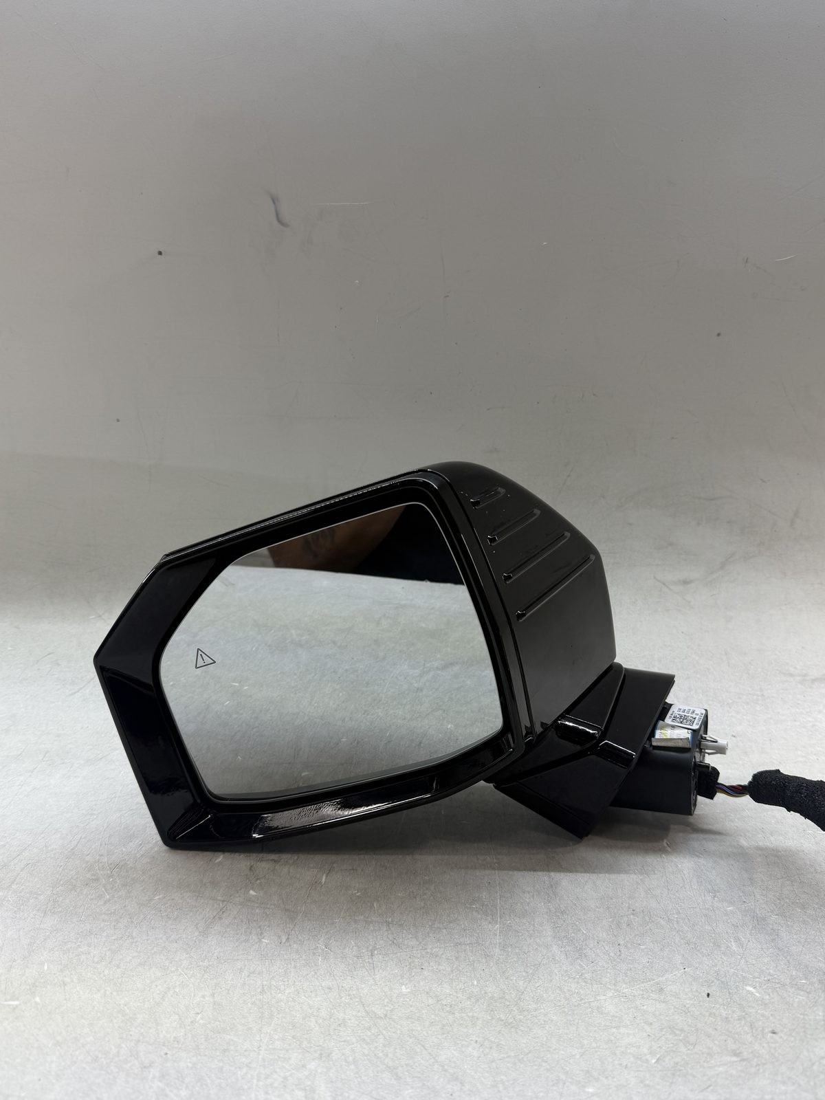 2026 2027 KIA TELLURIDE SIDE MIRROR OEM LEFT DRIVER SIDE W/ BLINDSPOT 87610P8040