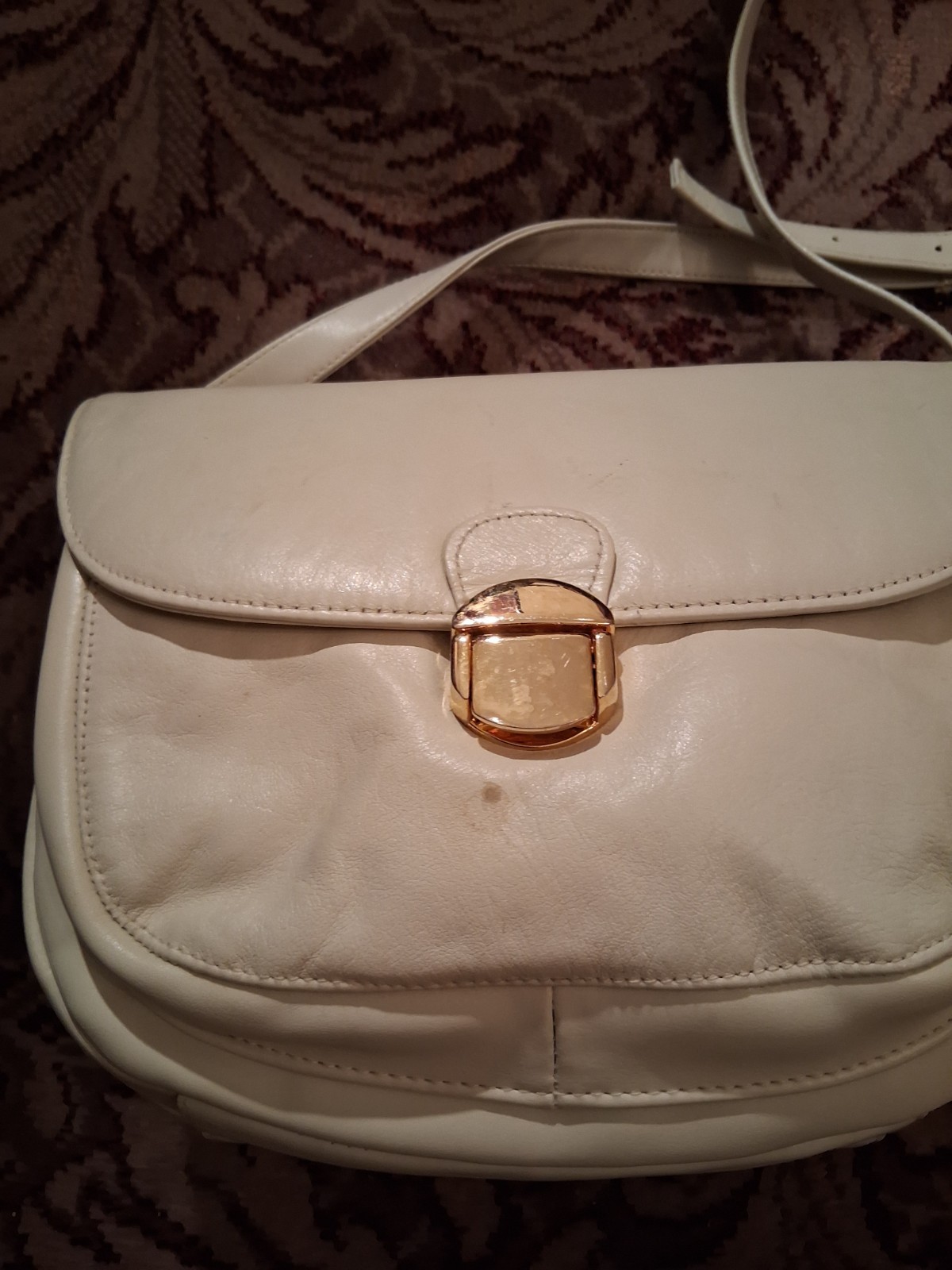 womans leather purse vintage Ask For More Photos If Interested Coach womans leather purse vintage Ask For More Photos If Interested Coach