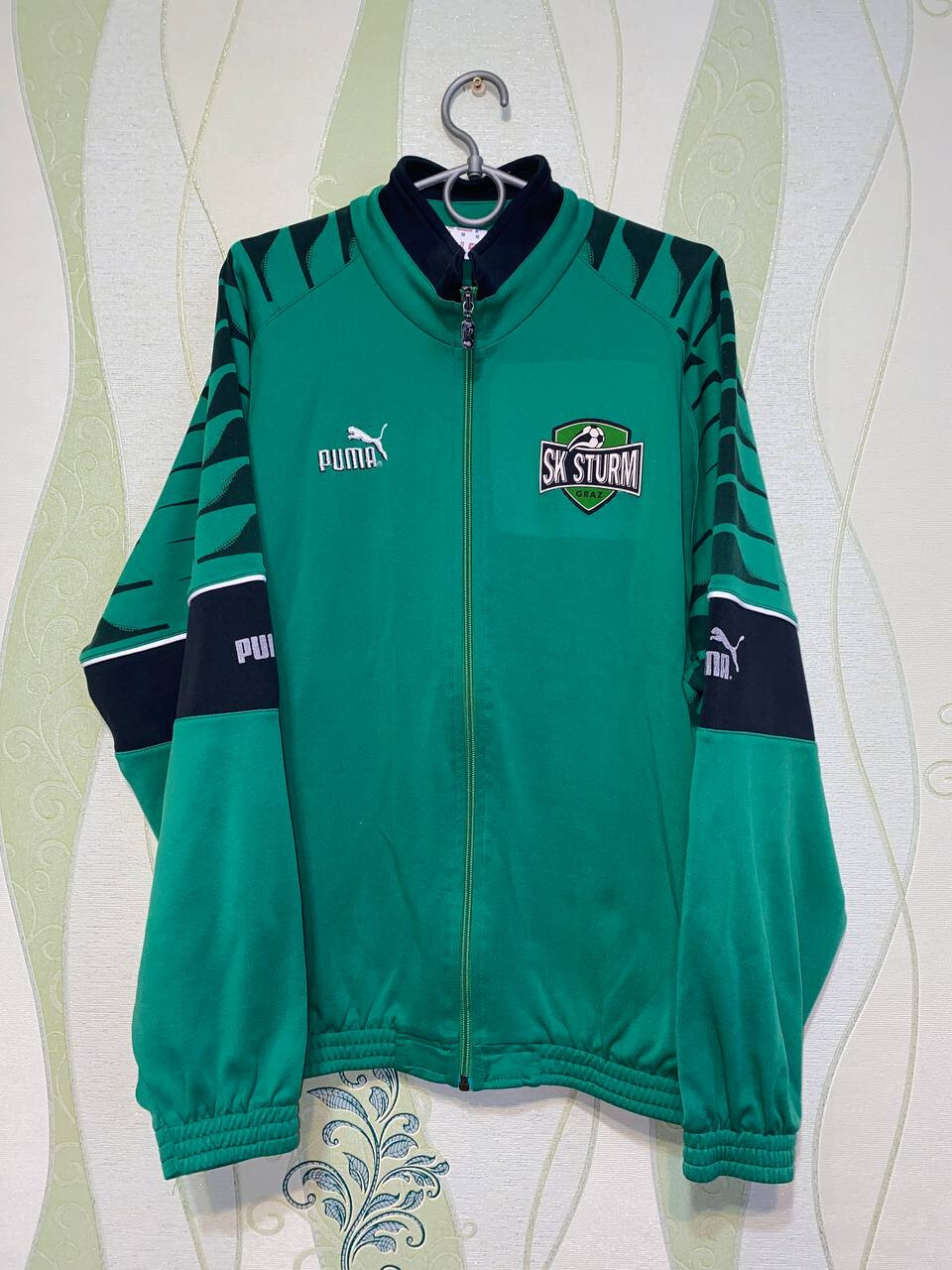 SK Sturm Graz rare football jacket Puma vintage mens SK Sturm Graz rare football jacket Puma vintage mens