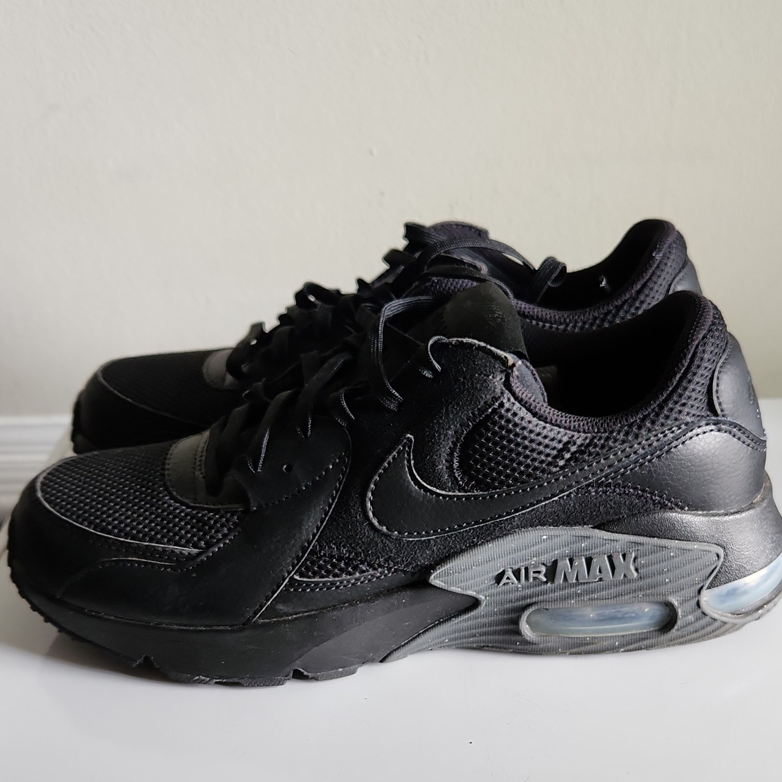 Nike Air Max Excee Men’s Low Top Lace-Up Sneakers Black/Dark Grey CD4165-003 Nike Air Max Excee Men’s Low Top Lace-Up Sneakers Black/Dark Grey CD4165-003