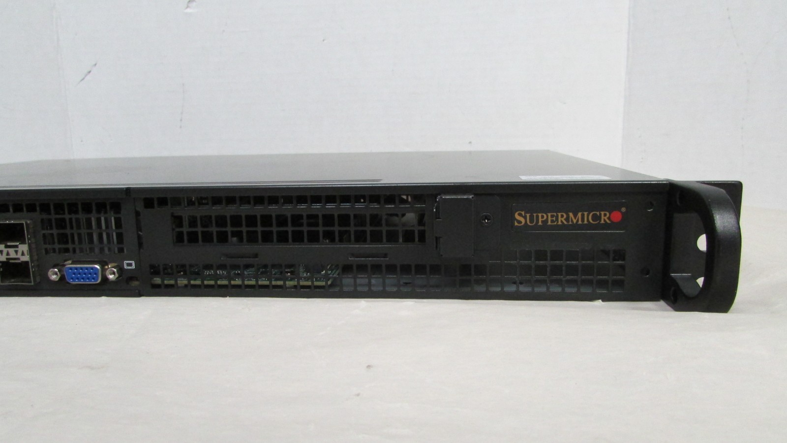 SUPERMICRO SERVER SYS-5019D-4C-FN8TP NO RAM NO HDD READ DISC. #2