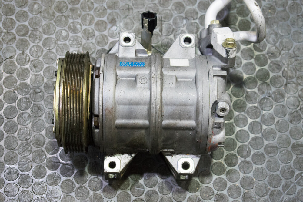 OEM Nissan Serena C25 2.0 AC Compressor 92600 CX000