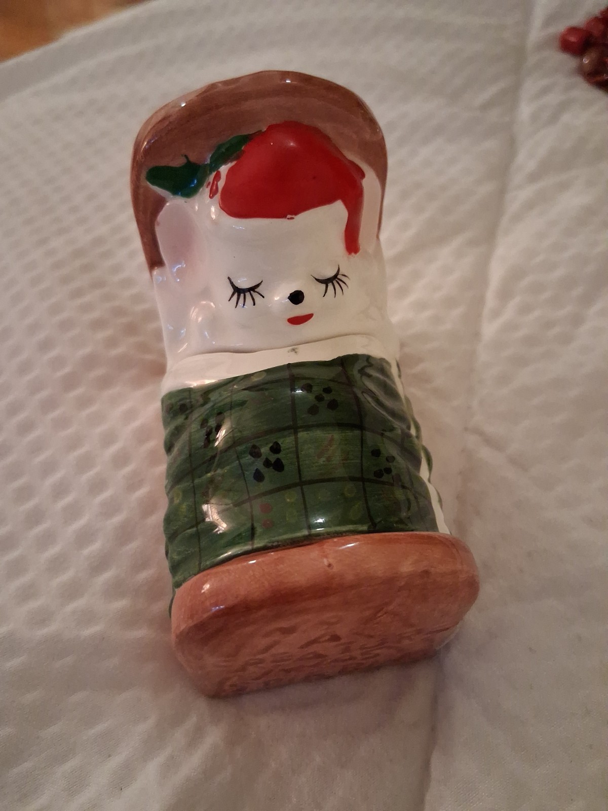 Vintage Enesco Christmas Mouse In Bed Gifts Inside Figurine Trinket Box 3\ Vintage Enesco Christmas Mouse In Bed Gifts Inside Figurine Trinket Box 3\
