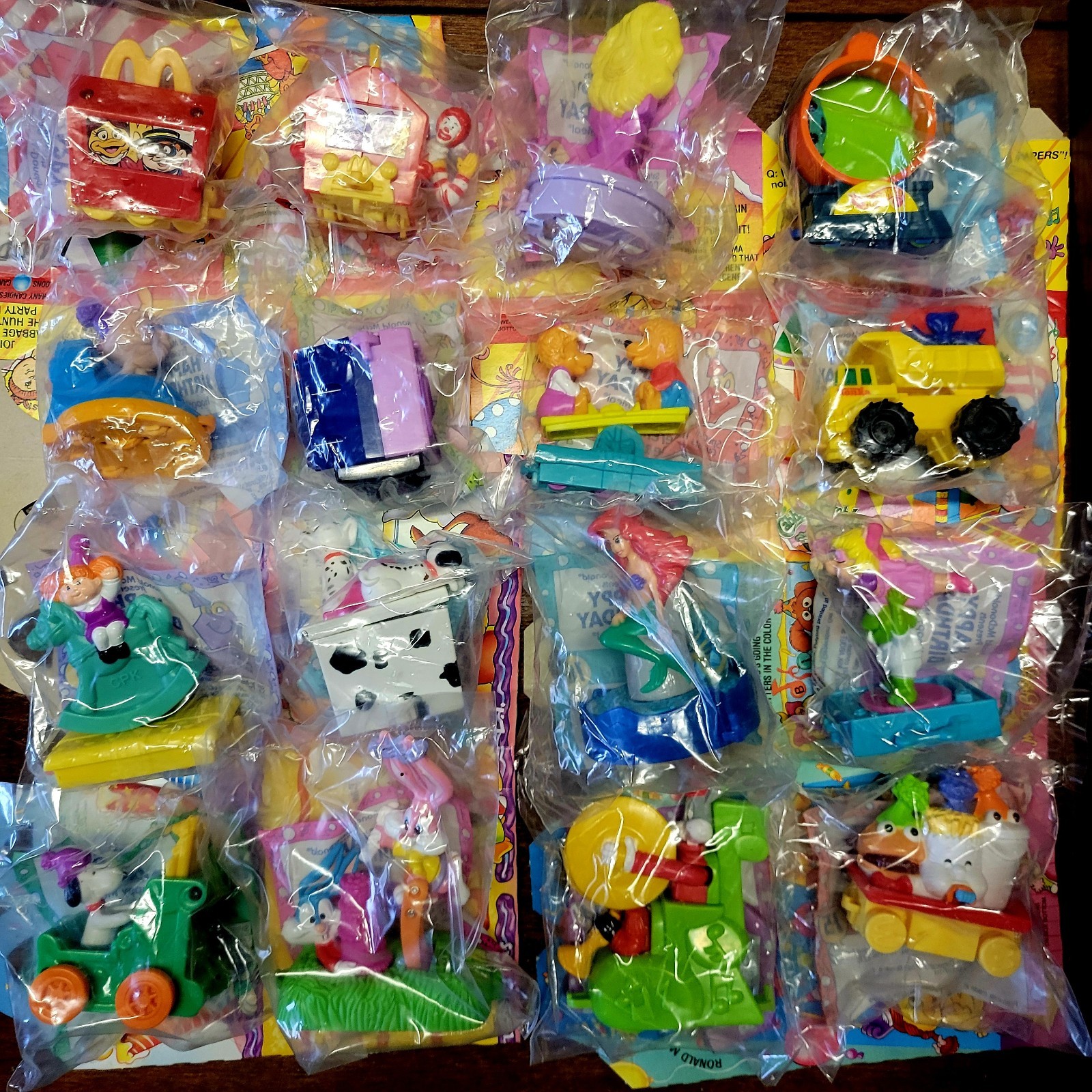 Set of 16 Sealed Toys + 2 Cartons - Complete Happy Meal Birthday Toys Set 1994 Set of 16 Sealed Toys + 2 Cartons - Complete Happy Meal Birthday Toys Set 1994
