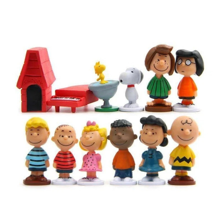 12pcs Japan Anime Peanuts Snoopy Charlie Sally Woodstock Mini Figure Model Toys