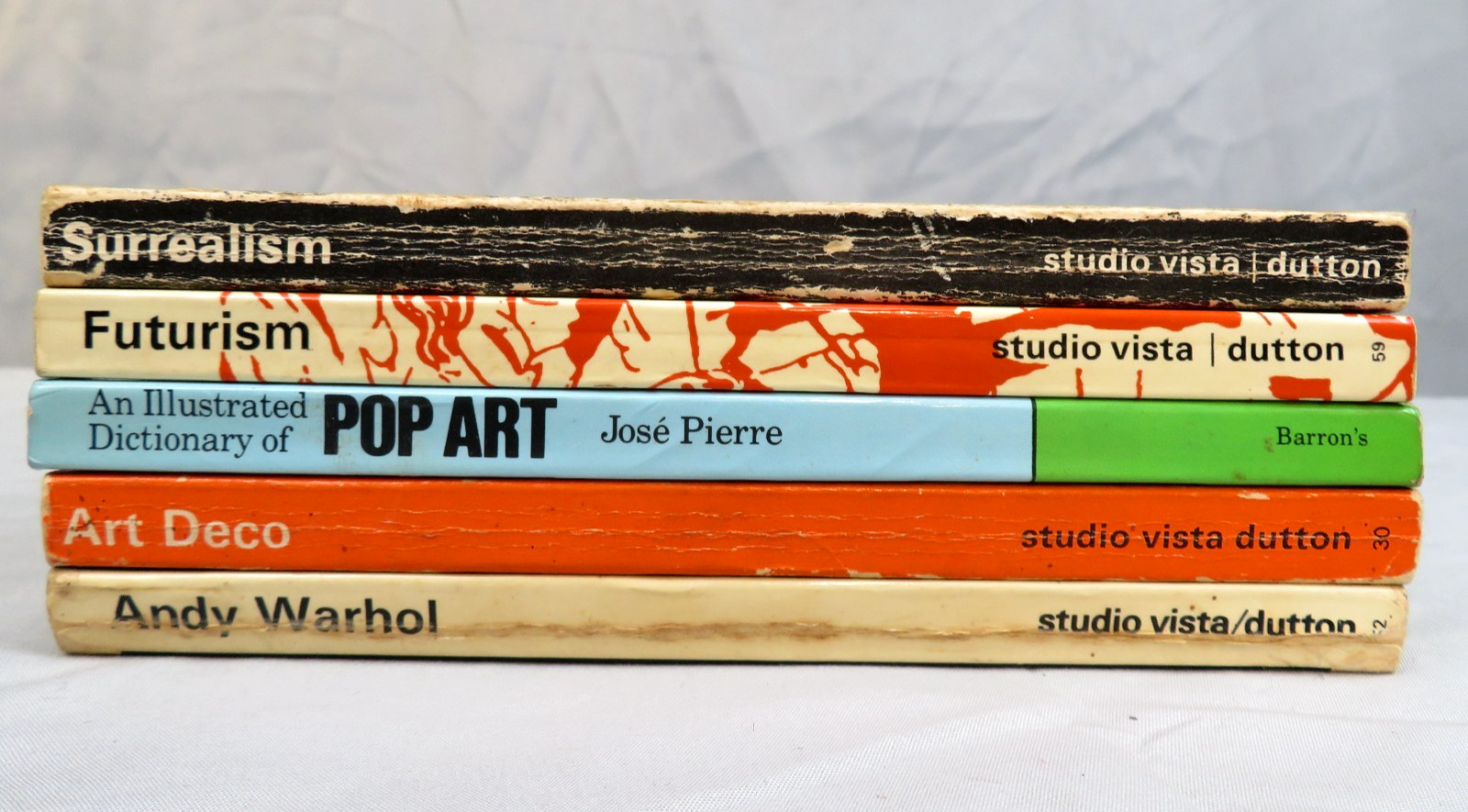 Studio Vista Dutton Vintage PB Lot 1 Warhol Pop Art Deco Futurism Surrealism Studio Vista Dutton Vintage PB Lot 1 Warhol Pop Art Deco Futurism Surrealism