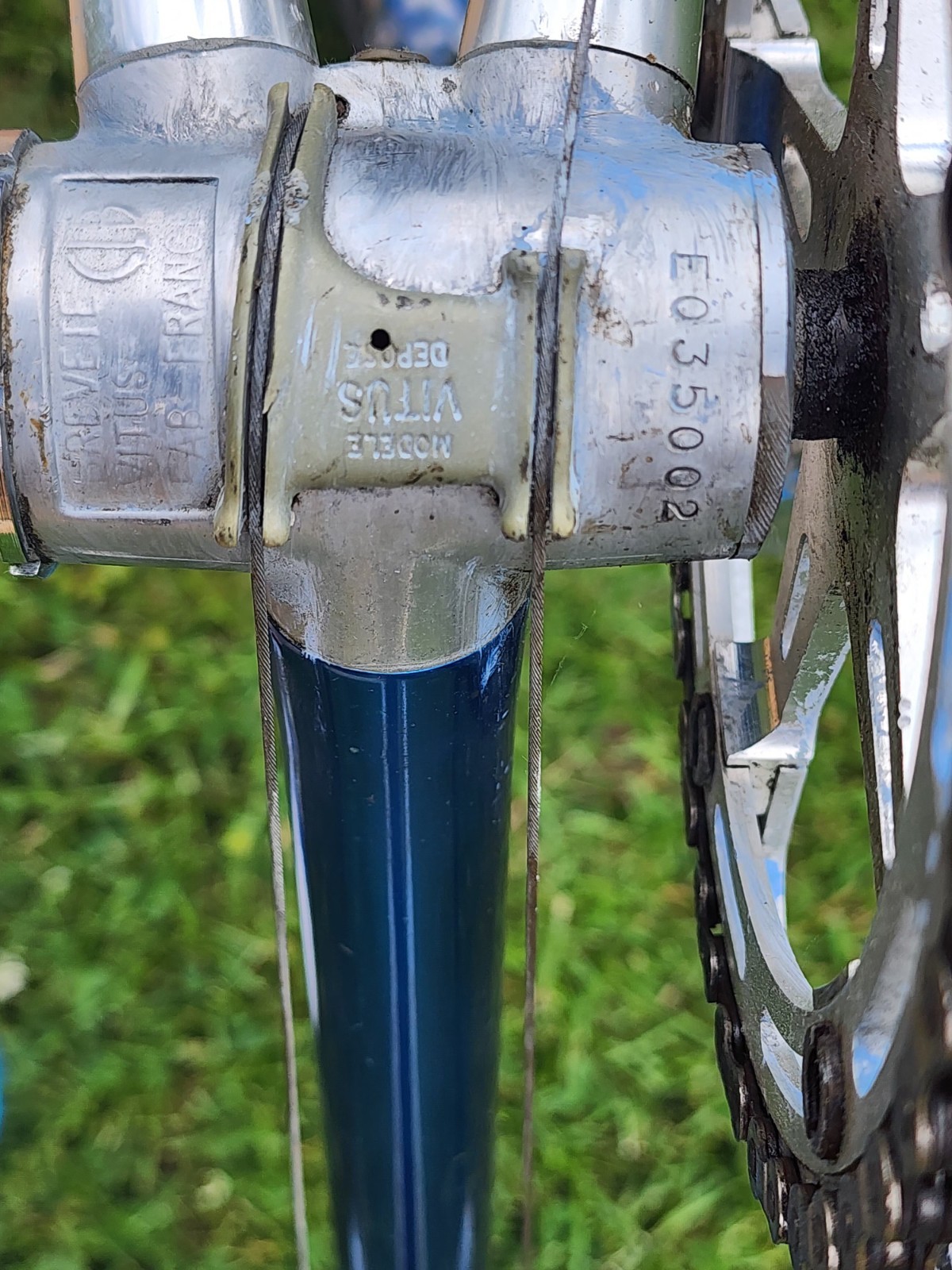vitus 979 vintage bicycle blue & silver frame vitus 979 vintage bicycle blue & silver frame