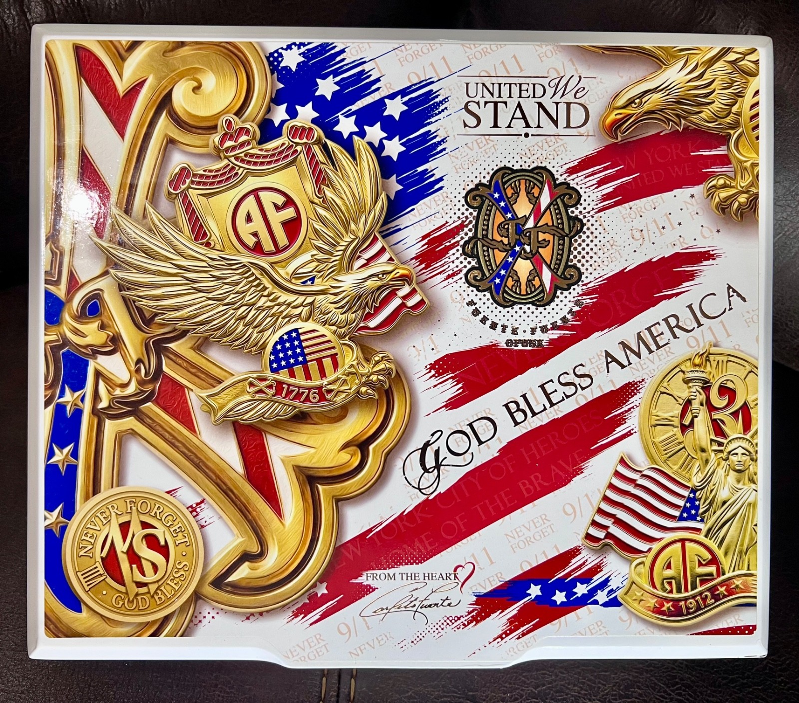 ARTURO FUENTE Opus X ReXilient Rare Collectable Empty Cigar Box 9.11 πΊπΈ ARTURO FUENTE Opus X ReXilient Rare Collectable Empty Cigar Box 9.11 πΊπΈ